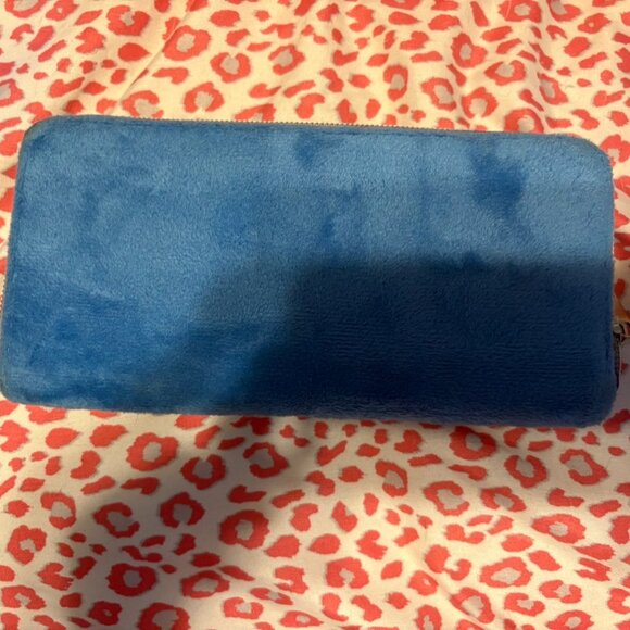 LILO AND STITICH WALLET - Picture 2 of 2